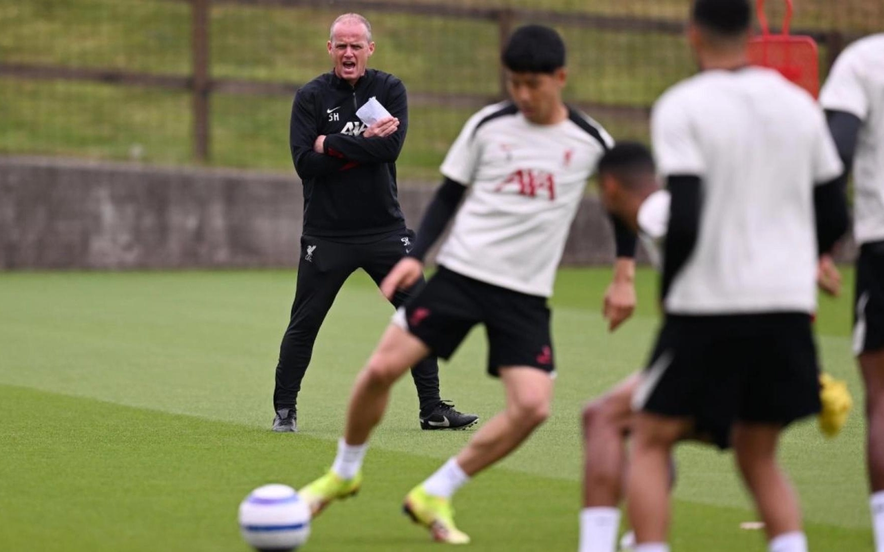 前锋的地位 前锋的地位